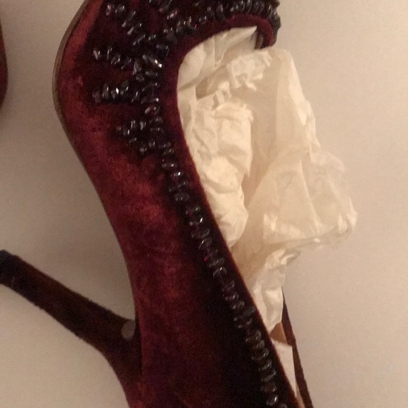 Gucci shoes and matching clutch - Picture 14 of 16